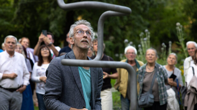 Vernissage Skulpturen im Botanischen Garten 2023: Martin Willing – windbewegt, 28.07.2023