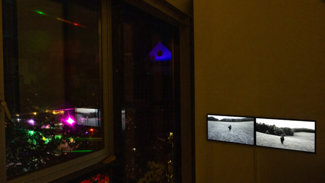 Gökcen Dilek Acay, Davet/Invitation, 2022 Splitscreen-Video, 22:14 min, Foto: © Wolfgang Grau / JKV